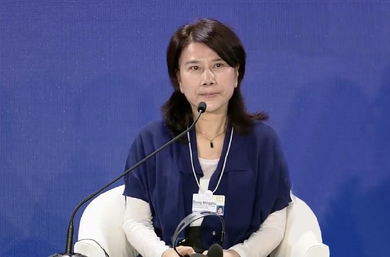 董明珠回应年轻人躺平是社会舆论误导：我做了2000亿还被嫌走得慢近日，格力电器董事长董明珠现身香港科技大学的一场分享会
