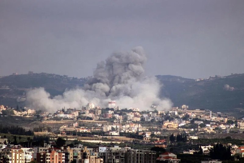 以军空袭黎巴嫩致71人伤亡 黎重要水坝附近被炸黎巴嫩卫生部和国家通讯社消息，以色列星期二（5月26日）对黎南部和东部多地发动空袭，造成至少31人死亡、40人受伤