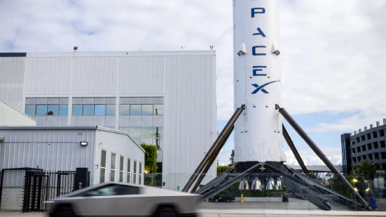 从永续合约行情来看 SpaceX上市首日股价有望大涨两位数参与 SpaceX 上市前永续合约交易的加密货币交易者普遍预期，这家备受市场追捧的太空企业上市首日将迎来大幅上涨