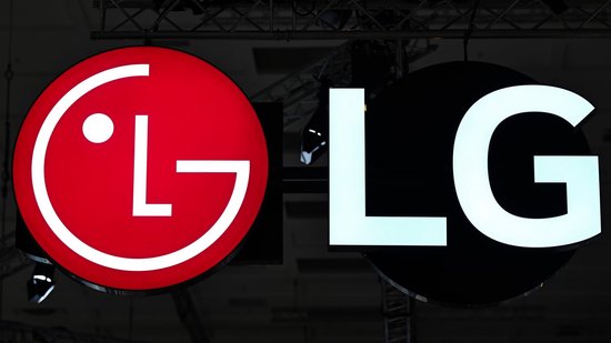 LG电子首尔办公室发生持刀伤人事件 两人受伤韩国LG电子公司位于首尔西部的办公室周三发生一起持刀伤人事件，两名男子被刺伤，嫌疑人已被警方拘留