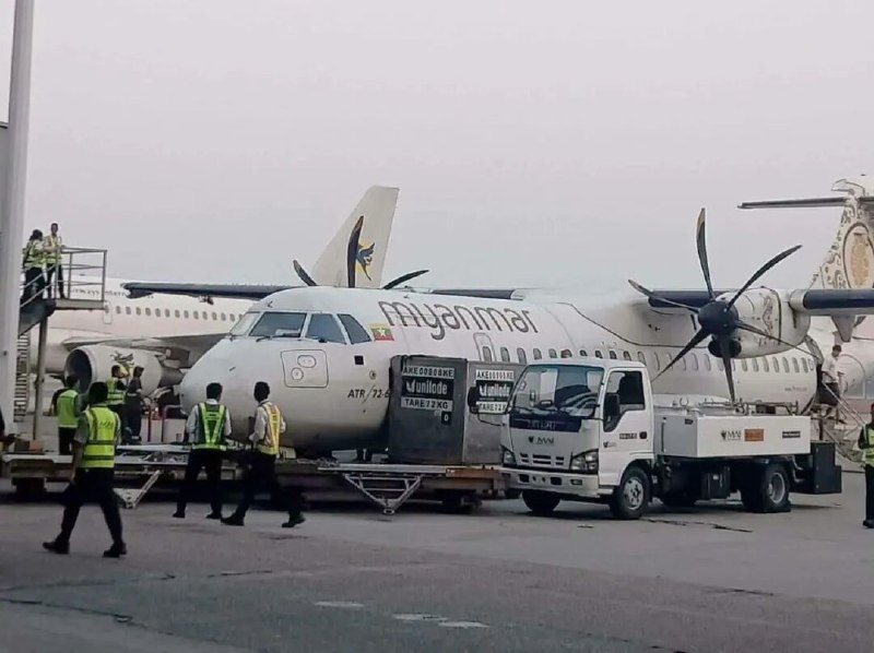 缅甸一客机滑行时疑似刹车失灵 撞完空客A319又撞上板车据缅甸媒体报道，当地时间4月20日上午9时许，缅甸仰光国际机场发生一起惊险的地面事故