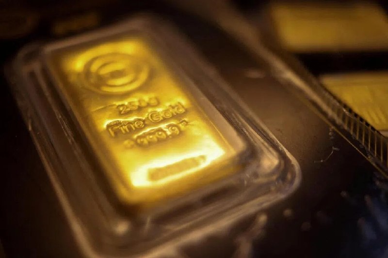 欧洲央行：黄金成全球官方储备第一大资产欧洲中央银行说，截至2025年年底，黄金在全球官方储备资产总额中的占比已升至27%，超越美国国债，成为全球官方储备第一大资产