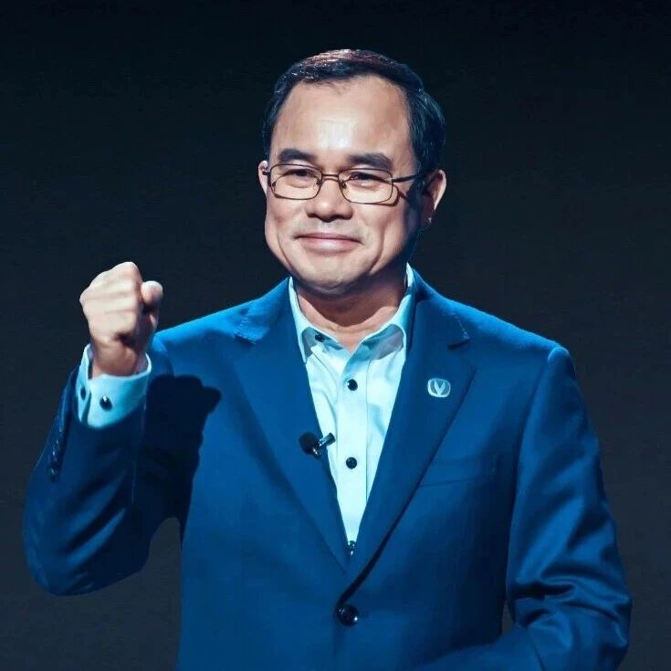 长安汽车朱华荣：未来年销量800万到1000万的车企才能活得好via 凤凰网财经