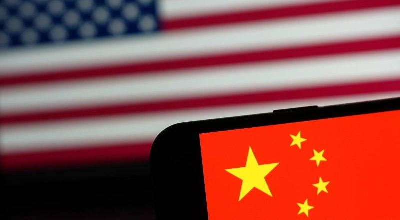 美国查封 13 个涉中国情报网站域名美国司法部查封 13 个互联网域名，这些网站被指伪装成咨询公司，用招聘咨询、分析师等岗位的方式，接触现任或前任美国政府和军方人员，并试图获取内部或敏感信息