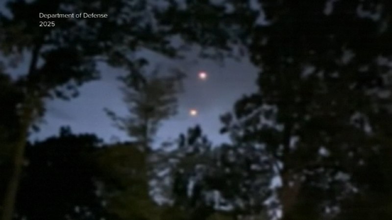 ↩️🖼 五角大楼再发 UFO 文件：旋转碟、发光球与“土豆”形状物体科技圈🎗在花频道📮:五角大楼开始分批公开有关不明异常现象档案 美国五角大楼启用新网站公开“不明异常现象”档案，首批发布 162 份文件，包含国务院电报、FBI 文件和 NASA 载人航天记录，并表示公众可对这些“不明异常现象”自行得出结论