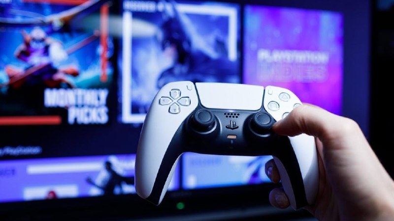 索尼更新了 PSN 条款，以后不仅可以用“密钥（passkey）”免密登录，还明确了被封号后的官方申诉流程，加强了内容审核和家长责任，会用自动化系统扫描违规言论，并且家长要是调高了孩子的消费限额，就得对账单全权负责