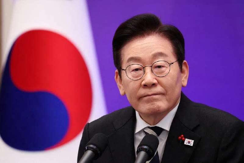李在明：韩国将迈向海洋强国 捍卫开放海洋秩序韩国总统李在明说，韩国将成为链接欧亚和印太的中心枢纽，捍卫周边国家航行自由与开放贸易秩序
