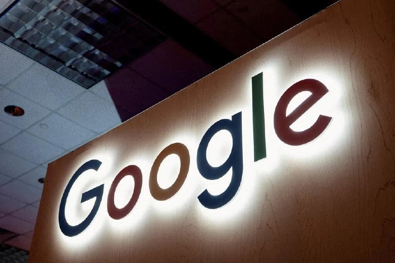 消息称谷歌与美国签署协议 允许AI模型用于机密工作知情人士称，Alphabet旗下的谷歌公司与美国战争部签署协议，允许人工智能（AI）模型用于机密工作