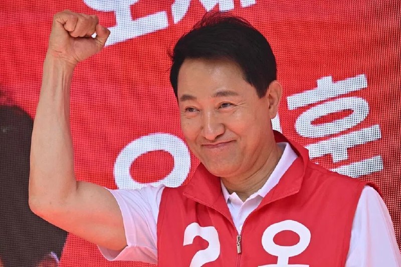 吴世勋连任首尔市长 创五度当选纪录韩国地方选举周三举行正式投票，最大在野党国民力量候选人、首尔现任市长吴世勋击败执政党共同民主党候选人郑愿伍，当选新任首尔市长