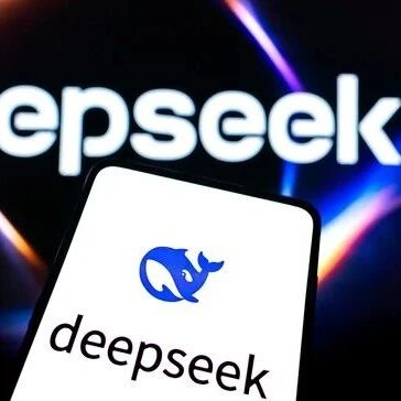 消息称DeepSeek首轮融资约70亿美元，估值攀升至590亿美元via 界面新闻