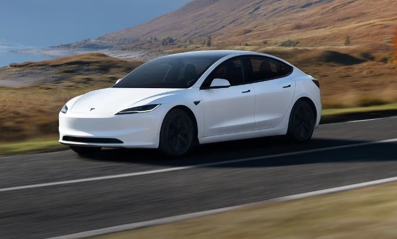 特斯拉在加拿大价格腰斩 Model 3起售仅19.8万 比中国还低近日， 特斯拉在加拿大价格大调整，其中Model 3起售价从79990加元（约40万人民币）直接腰斩至39490加元（约19.8万人民币），降幅50%，创下特斯拉在加拿大的历史最低价