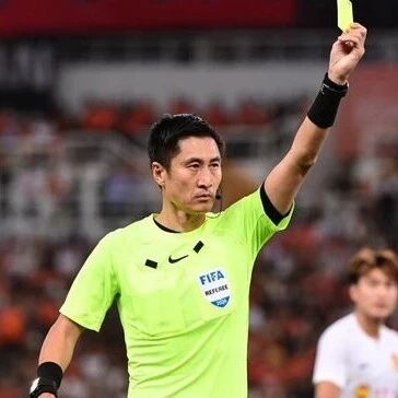 马宁成世界杯唯一中国籍主裁判，品牌方纷纷合作“押注”via 界面新闻