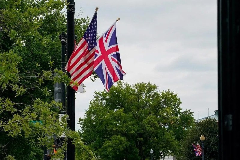 英驻美大使馆副馆长离任 原因不明英国外交部说，英国驻美国大使馆副馆长罗斯科已离任