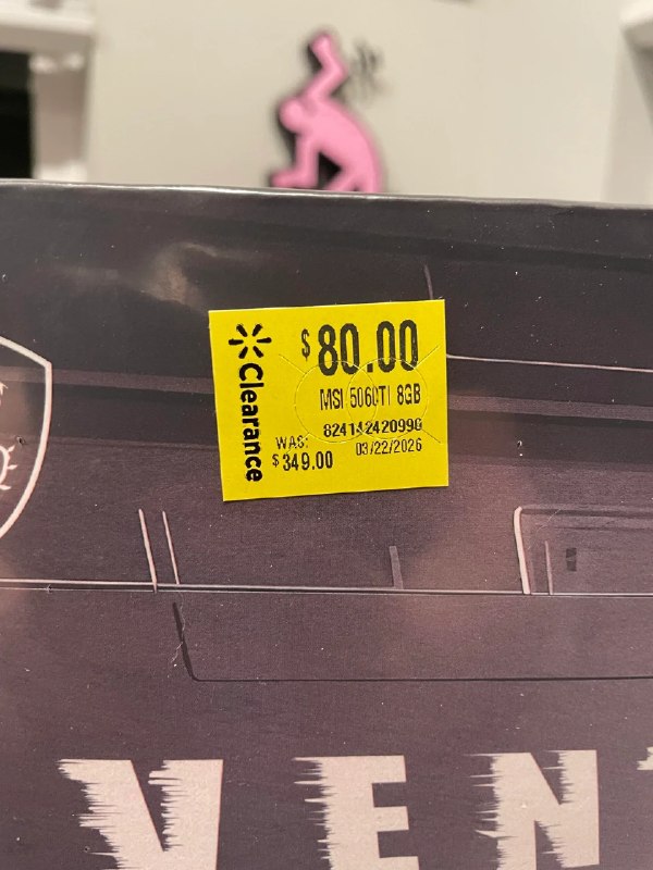 有玩家花500多就买到全新RTX 5060 Ti 仅为原价的1/5据Reddit网友u/ForkDryer分享，其在当地一家沃尔玛超市以惊人的80美元（约合人民币553元）价格，成功买下了一块全新的微星RTX 5060 Ti 8GB Ventus 2X显卡