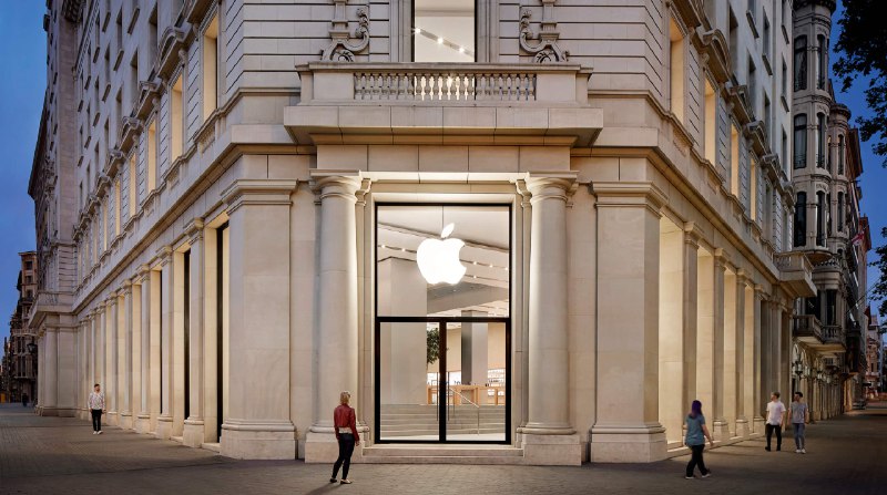 Apple's Impressive Barcelona Store Reopens Next MonthApple's beautiful Passeig de Gràcia store in the heart of Barcelona, Spain has been temporarily closed for renovations since mid-February, but the location is finally set to reopen next month. The store will resume business on May 26, according to Apple's website.Apple Passeig de GràciaApple Passeig de Gràcia first opened in 2012, and it is one of the company's flagship retail locations. The store is on one of the most popular avenues in Barcelona, inside a historic former bank building with a stunning stone facade.Apple has another store in Barcelona at the Westfield La Maquinista shopping mall.Thanks, Filip Chudzinski!Tag: Apple StoreThis article, "Apple's Impressive Barcelona Store Reopens Next Month" first appeared on MacRumors.comDiscuss this article in our forumsvia MacRumors: Mac News and Rumors - All Stories (author: Joe Rossignol)
