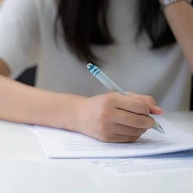 “高考期间AI工具将禁用”？豆包、元宝等回应via 界面新闻