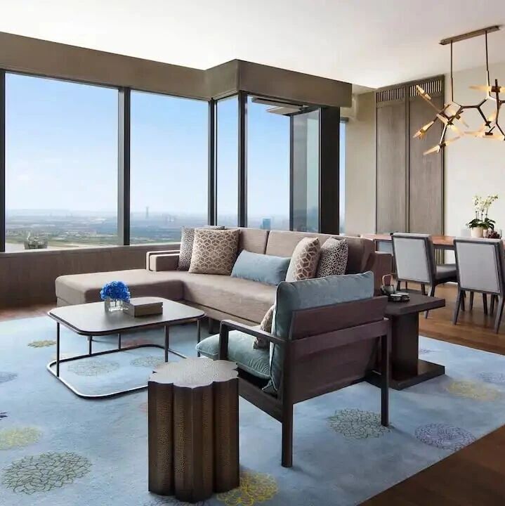 World of Hyatt 宣布26年等级调整，5月20日执行：112家酒店升等级，24家降等级via 美卡指南