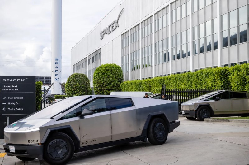 谁在买特斯拉Cybertruck？马斯克自己公司消化 SpaceX独占18%4月16日，据彭博社报道，最近几个月，特斯拉电动皮卡Cybertruck的销量一直由埃隆·马斯克(Elon Musk)旗下其他公司支撑