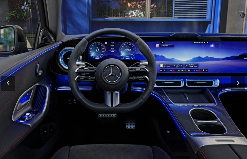 全新奔驰C级纯电版内饰公布：39寸大屏横贯中控台 4月20日首发奔驰新车将于4月20日在韩国正式首发，在发布之前，奔驰提前曝光全新纯电C级轿车内饰