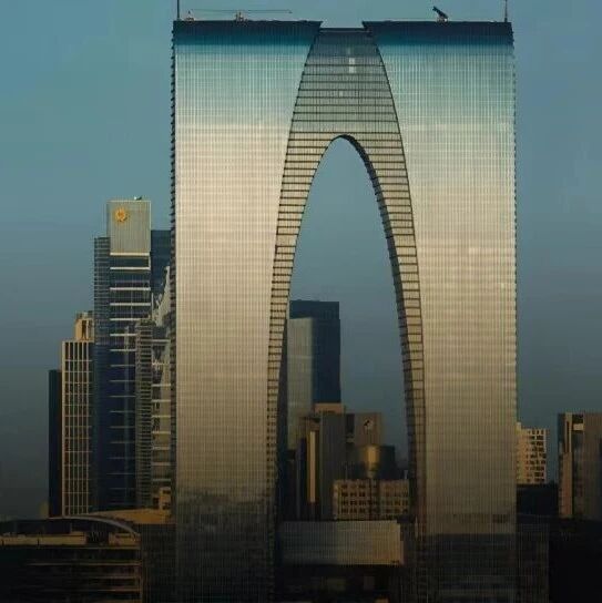 今天，中际旭创10000亿：苏州赢麻了via 投资界