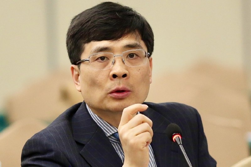 人大代表周云杰：建议加快发展具身智能 赋能新型工业化具身智能仍处于技术爆发与产业导入的交叉期，亟需突破关键技术、数据、应用场景等多重瓶颈资料图：周云杰