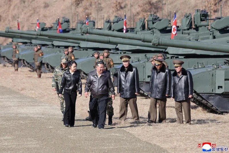 朝鲜谴责美国批准向韩国出售空对空导弹朝鲜外交部谴责美国批准向韩国出售空对空导弹及相关设备，警告此举将加剧朝鲜半岛的紧张局势