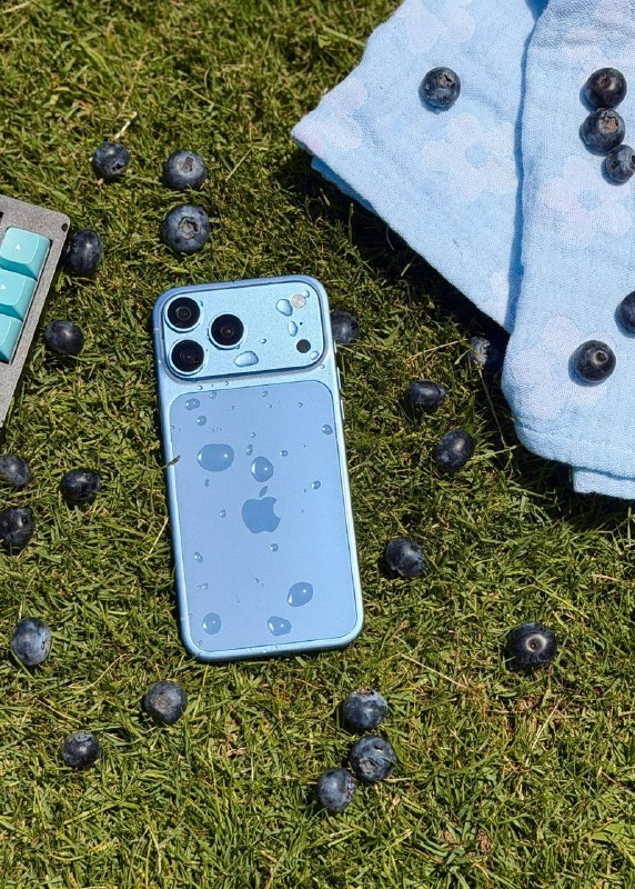 苹果 iPhone 18 Pro 系列主打色可能是“深樱桃”，整体偏深酒红，风格更沉稳商务，预计接替 iPhone 17 Pro 的星宇橙