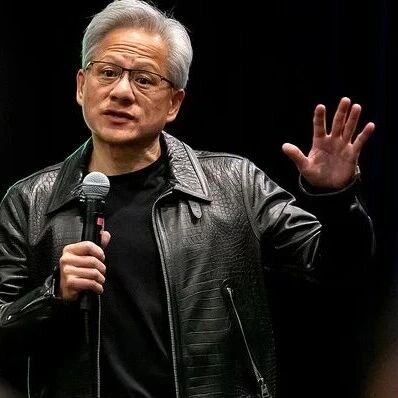 黄仁勋称AI概念股大跌大家应该感到高兴via 界面新闻