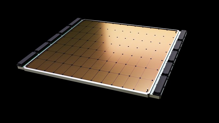 OpenAI据悉将斥资超200亿美元购买Cerebras芯片并获得股份据The Information援引消息人士的话报道，OpenAI已同意在未来三年内向芯片初创公司 Cerebras支付200多亿美元，以使用该公司芯片驱动的服务器，这笔交易也可能让OpenAI获得该公司的股权