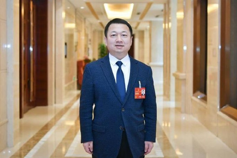 人大代表张国强：建议统筹规划全国氢能高速示范路线高速通行费减免对降低燃料电池汽车运营成本具有重要影响人大代表张国强