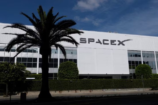 SpaceX加速IPO时间表 目标6月11日在纳斯达克定价据知情人士周五透露，埃隆·马斯克的火箭及卫星制造公司SpaceX计划最早于6月11日为其备受瞩目的首次公开募股（IPO）定价，并已选定纳斯达克上市