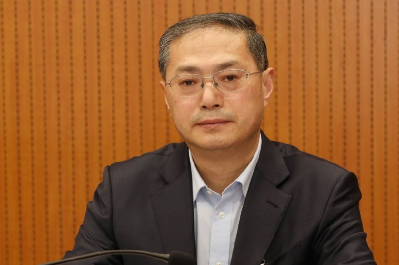 政协委员周世虹：建议废除劳务派遣制度他认为，劳务派遣制度被滥用，已经成为劳务派遣企业和用工单位赚取利润、减少用工成本，甚至是克扣和剥削劳动者收入的手段和工具资料图：周世虹