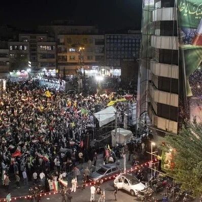 无视特朗普呼吁，以色列反击伊朗via 界面新闻