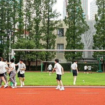 运动品牌盯上儿童运动鞋via 界面新闻