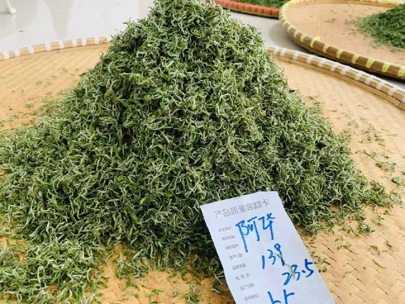 自家新茶又来啦，龙井茶和径山茶有需要的 V 友欢迎联系[抽奖送龙井茶]blackboxo:前两年在 V2 发了下，很多 V 友加了，今年再来发一次，继续抽奖送点茶叶