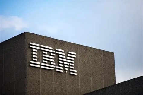 IBM与红帽宣布投入50亿美元 推出人工智能驱动的开源安全计划IBM与红帽公司承诺投入50亿美元，打造全新开源软件模式，助力企业保障软件供应链安全