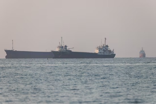 数据表明沙特对欧洲的航空燃油供应已高于霍尔木兹海峡关闭前据船舶追踪机构Kpler和Vortexa的数据显示，本月沙特阿拉伯向欧洲输送的航空燃油量有望超过霍尔木兹海峡开放时的水平，凸显了沙特通过红海加大出口的重要性