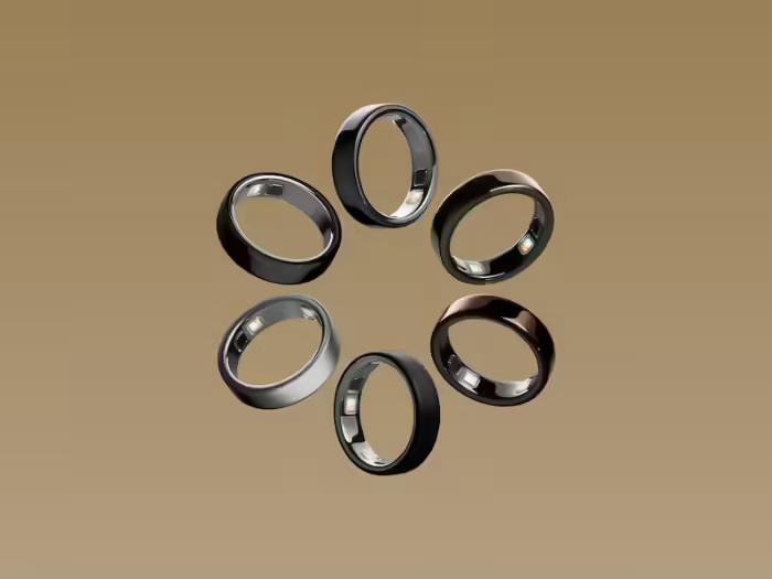 Oura Ring 5 发布了！号称全球最小的智能戒指，比上一代小了 40%，戴着更隐形舒服，还塞进了夜间血压、呼吸分析、AI 健康建议等新功能