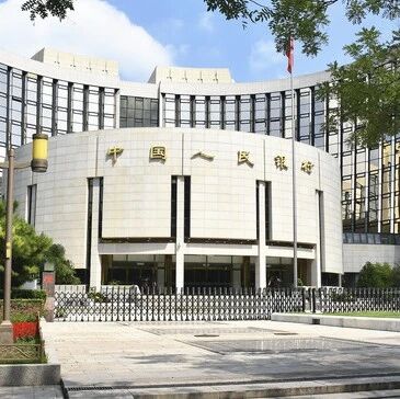 中国央行连续第18个月增持黄金via 界面新闻