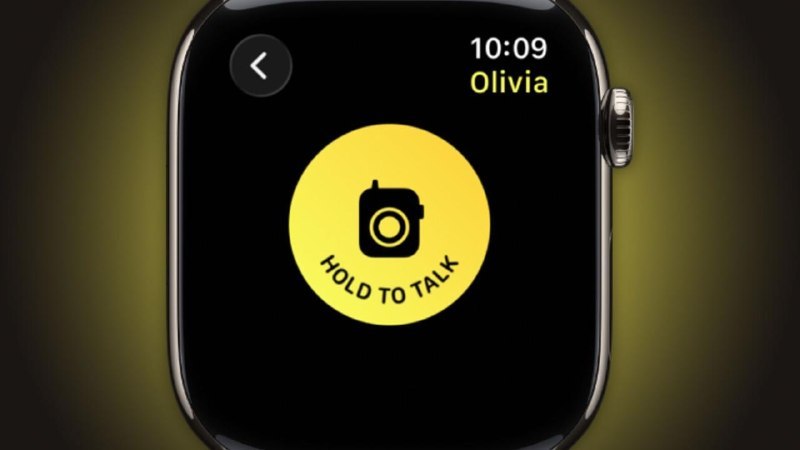 苹果在 watchOS 27 首个开发者测试版里悄悄下架了 Apple Watch 的对讲机功能，应用和控制中心入口都没了