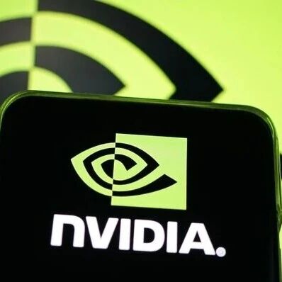 英伟达股价再创新高via 界面新闻