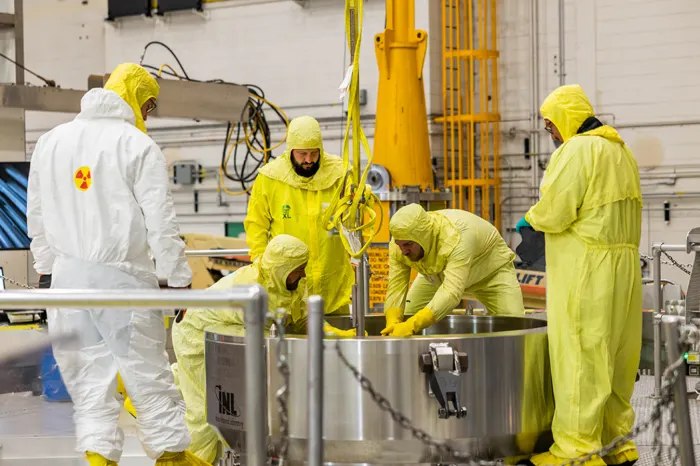 亚马逊支持的小型核反应堆公司X-Energy通过IPO融资10.2亿美元由亚马逊支持的小型核反应堆开发商X-Energy周四宣布，已在美国完成首次公开募股（IPO），筹集资金10.2亿美元