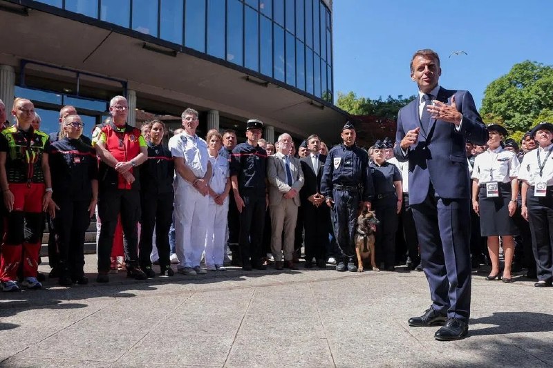 马克龙：欧洲多国准备好参与霍尔木兹海峡护航法国总统马克龙说，欧洲多国已准备好参与霍尔木兹海峡护航行动