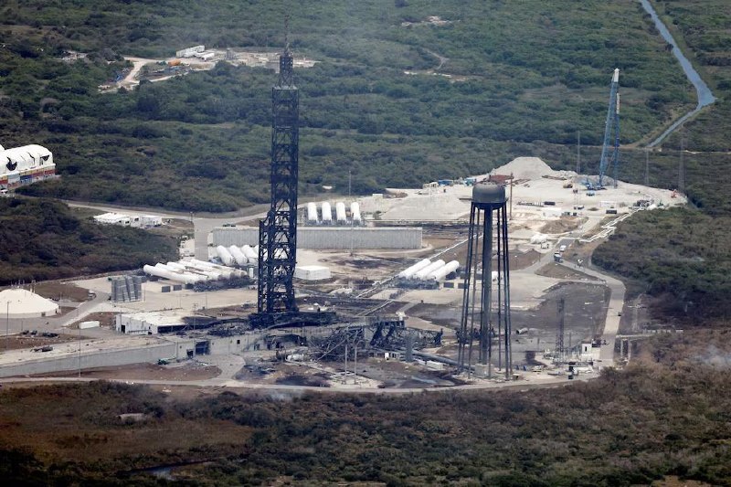 NASA称蓝色起源新格伦火箭试车爆炸，发射台受损严重，修复可能要拖到2028年