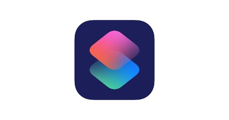 据彭博社报道，苹果正在测试 iOS 27 新版快捷指令（Shortcuts）应用，最大变化是支持自然语言生成：用户只需用文字或语音描述需求（如“你想让这个快捷指令做什么？”），系统即可自动生成并安装对应的自动化流程
