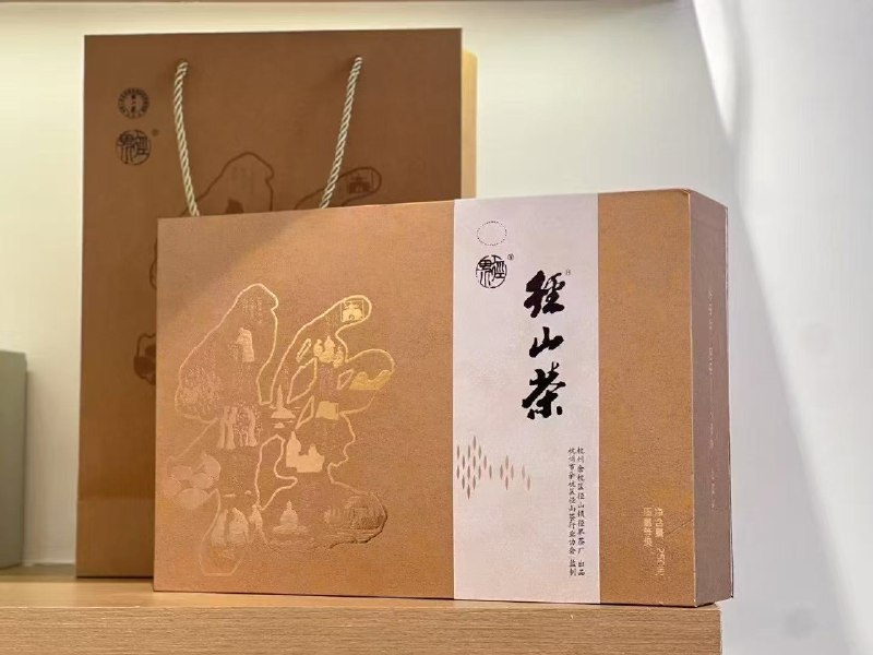 自家新茶又来啦，龙井茶和径山茶有需要的 V 友欢迎联系[抽奖送龙井茶]blackboxo:前两年在 V2 发了下，很多 V 友加了，今年再来发一次，继续抽奖送点茶叶