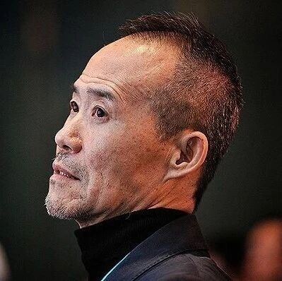 王石回应“被抓”传闻4月12日，网传“王石被抓”一事引发关注