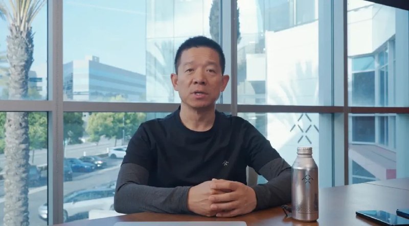 FF再获7000万美元融资：贾跃亭重掌CEO后启动“五大变革”5月18日，Faraday Future（FF）创始人贾跃亭发布致投资人信，宣布公司已完成最新一轮2500万美元融资，近期累计融资额达7000万美元