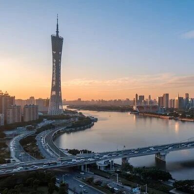广州楼市诞生新政后首个“日光盘”，300套房源两分半钟全部售罄via 界面新闻