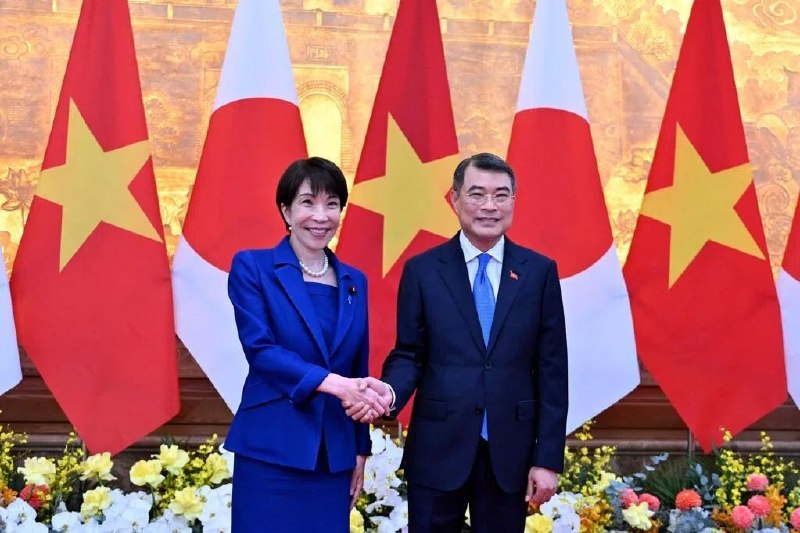 高市早苗：能源合作和关键矿产为日本越南优先重点正在河内访问的日本首相高市早苗星期六（5月2日）与越南总理黎明兴会晤时，承诺加强双边关系，并把能源合作和关键矿产列为优先重点